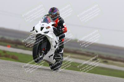 media/Nov-29-2025-TrackDaz (Sat) [[10ae2d9bce]]/A Group/Session 4 (Wheelie Bump)/